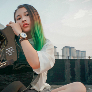 公交车轮奸高湖潮
